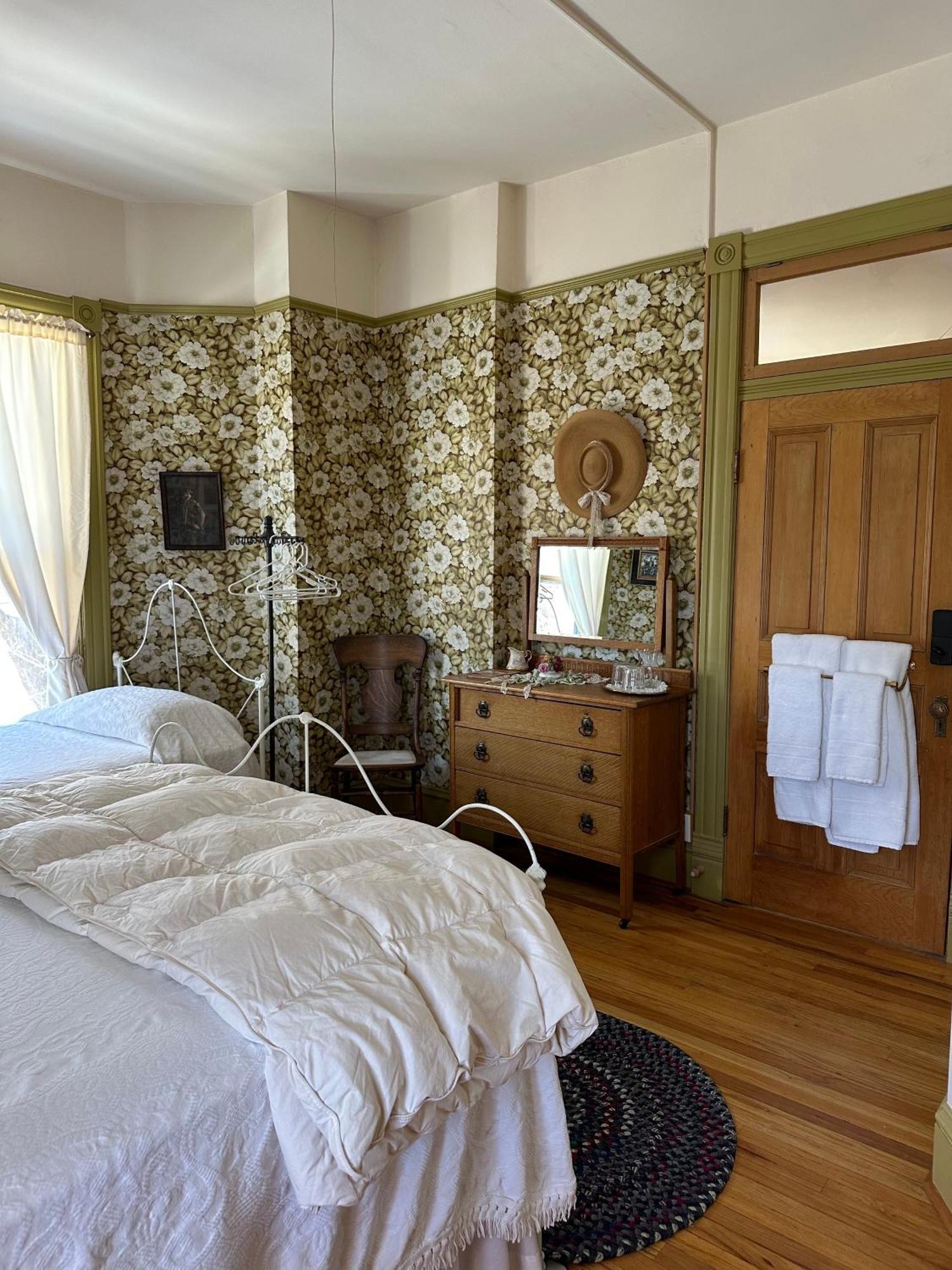 Gable House Bed And Breakfast Inn Durango Exteriör bild