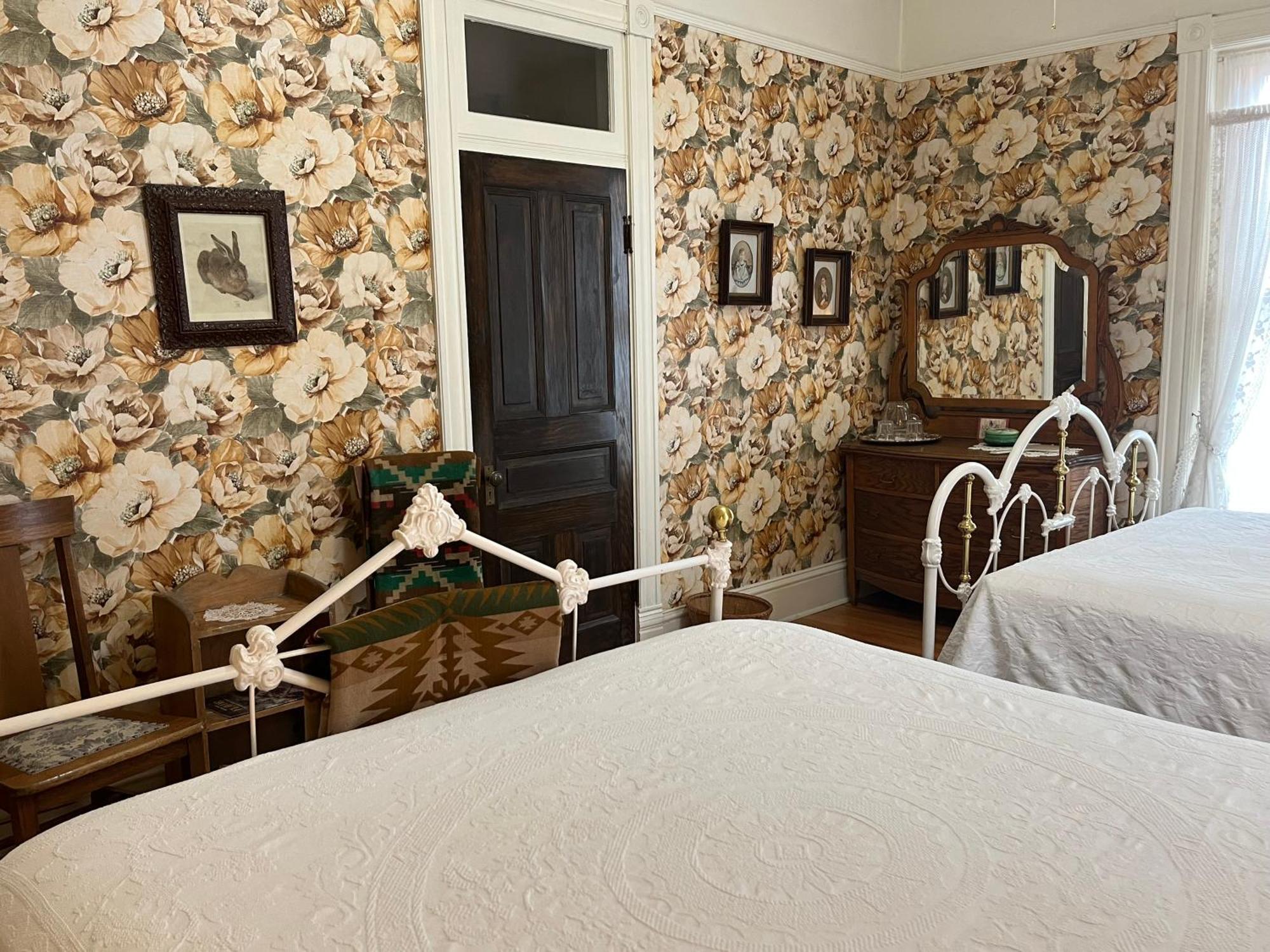 Gable House Bed And Breakfast Inn Durango Exteriör bild